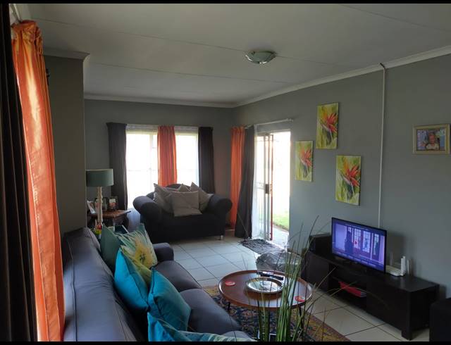 3 BEDROOM HOUSE FOR SALE IN RIVERSDALE